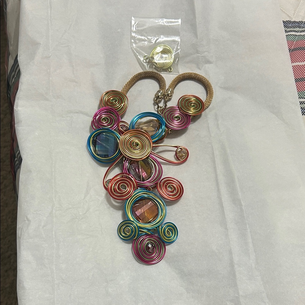 Colorful Spiral Wire Necklace with earrings